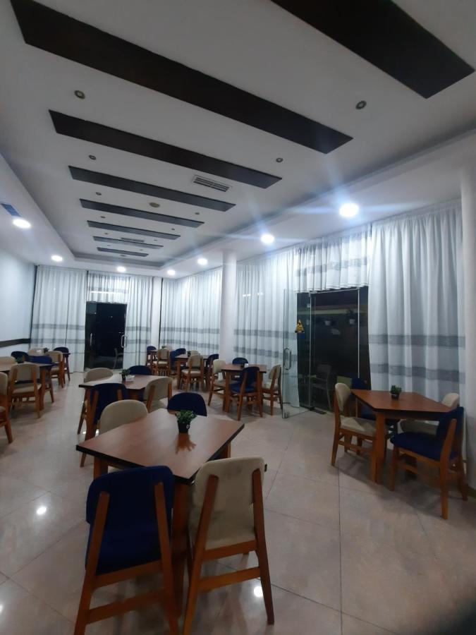 Hotel Megniar Lushnjë エクステリア 写真